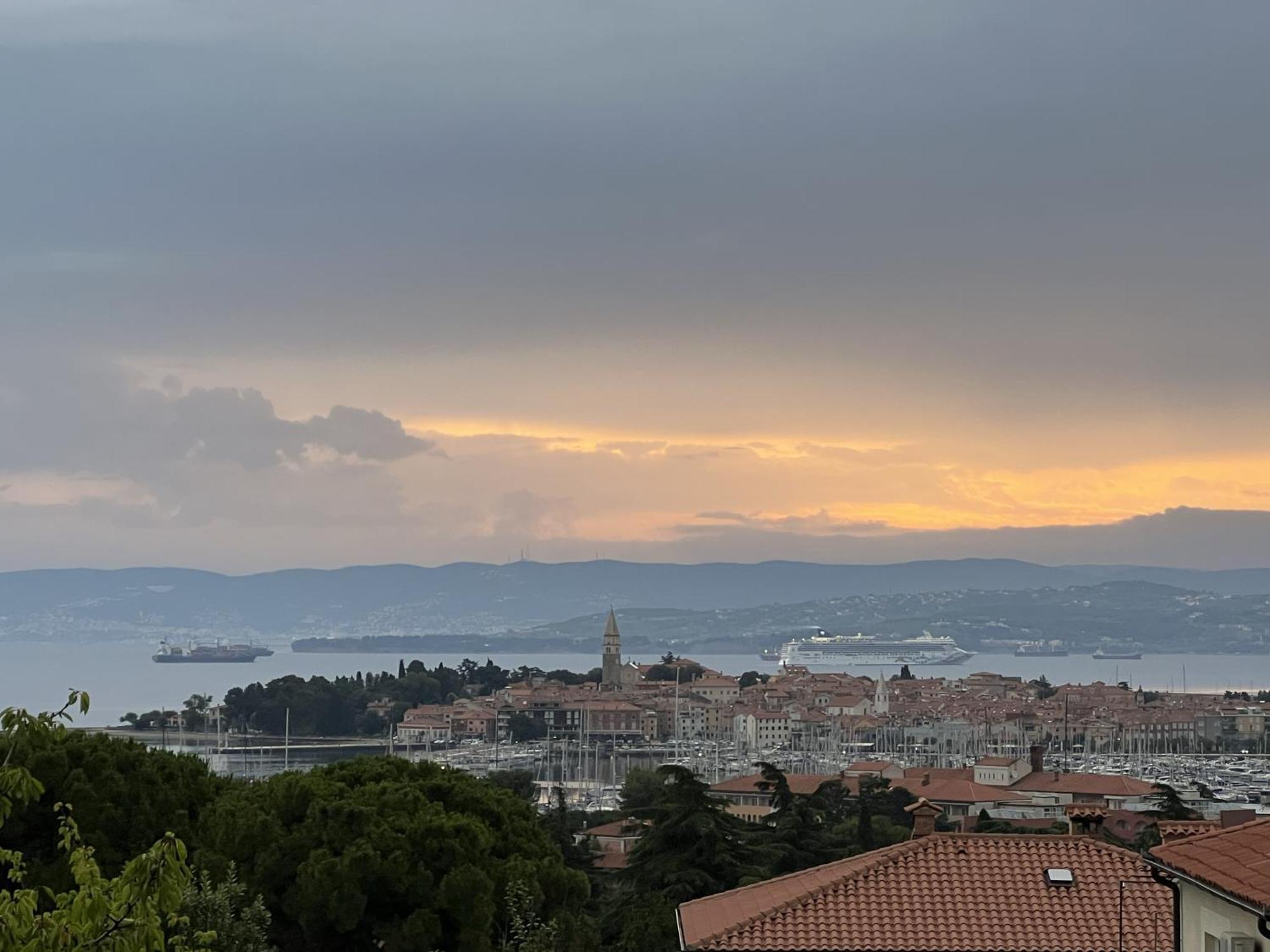 Magnolia Apartments Izola Extérieur photo